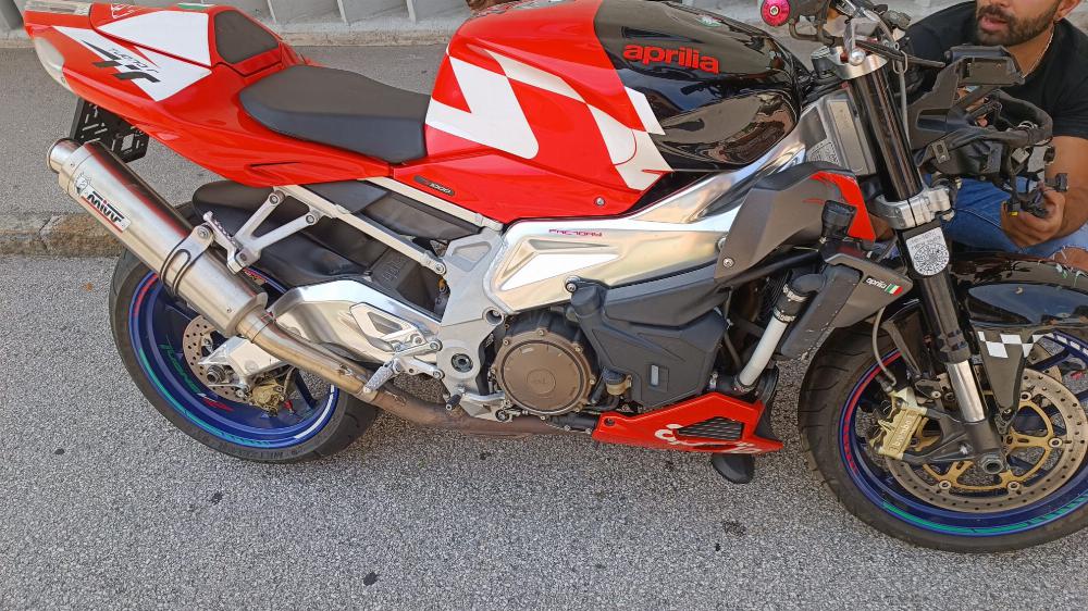 Motorrad verkaufen Aprilia Tuono 1000 R Ankauf